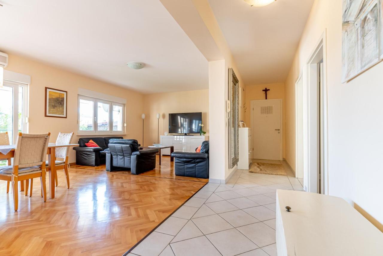 Luno Apartment