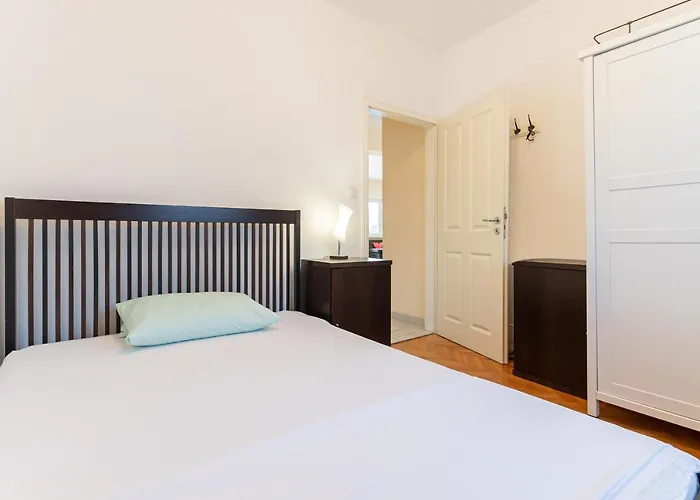 Apartment Luno