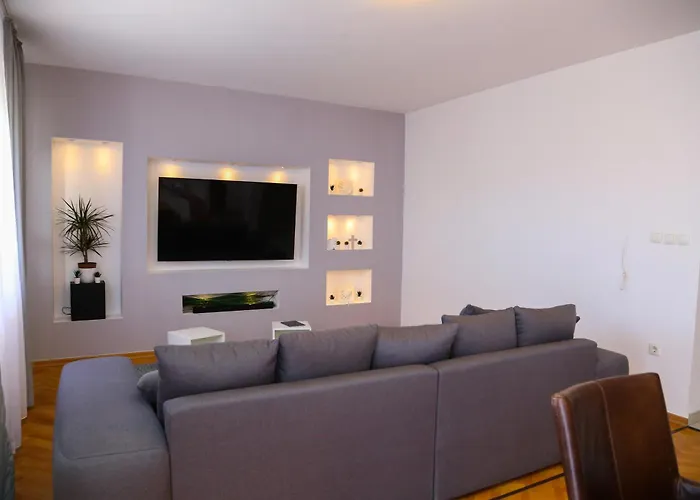 Apartment Luno