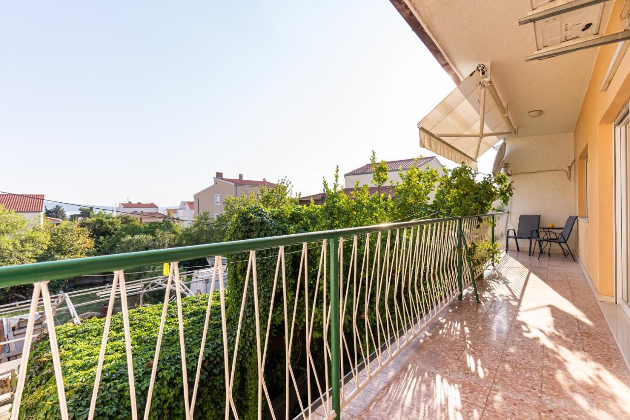 Luno Apartment